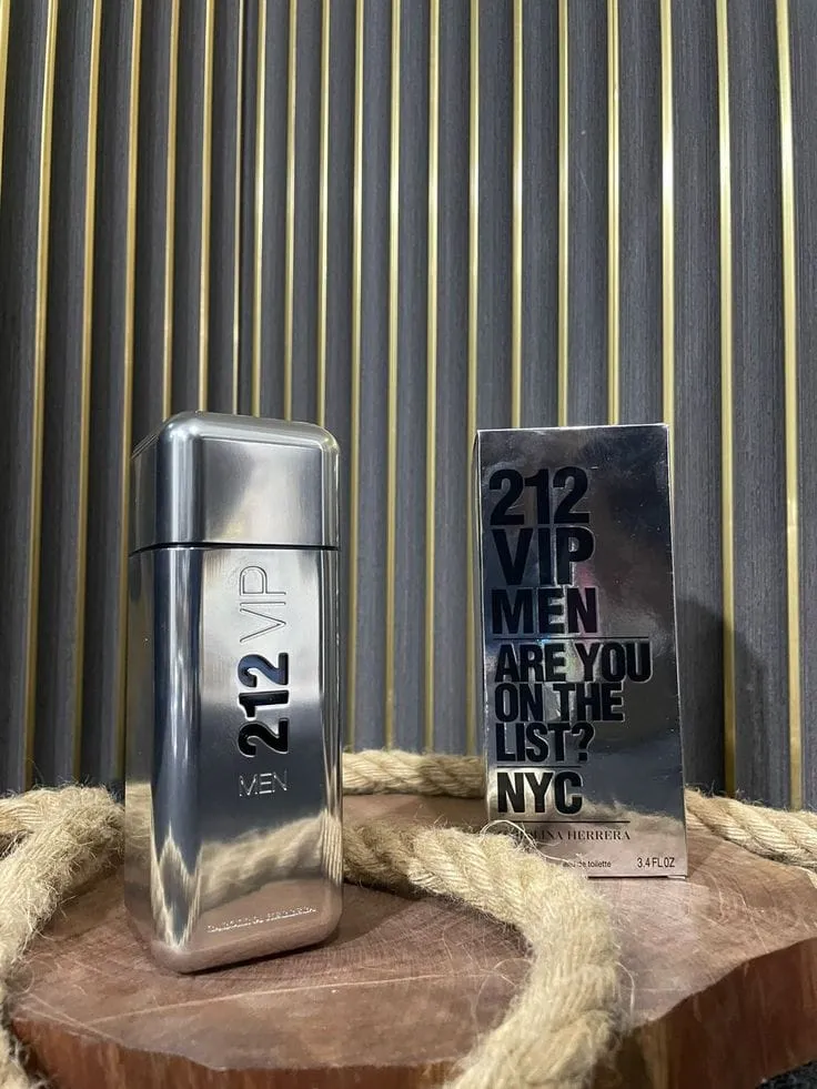 Carolina Herrera 212 Vip Masculino 100ml